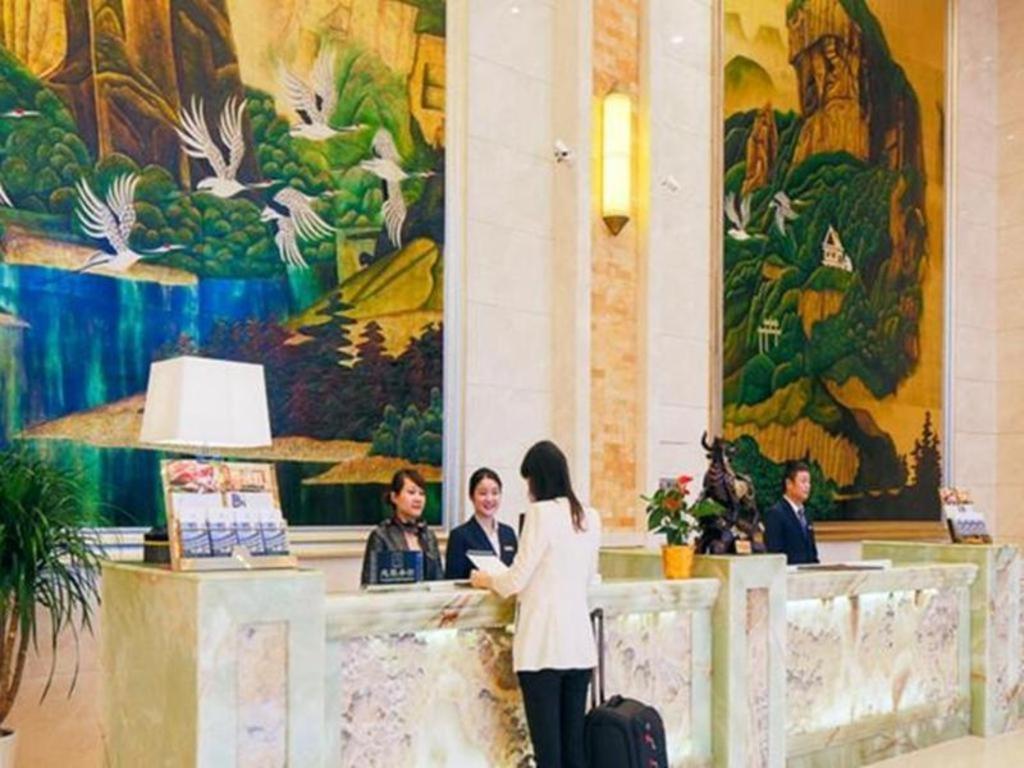 Sport Hotel Chongqing Bagian luar foto